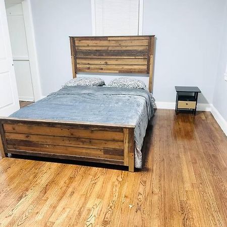 Cheerful 4-Bedroom Home With Free Parking Elmont Extérieur photo